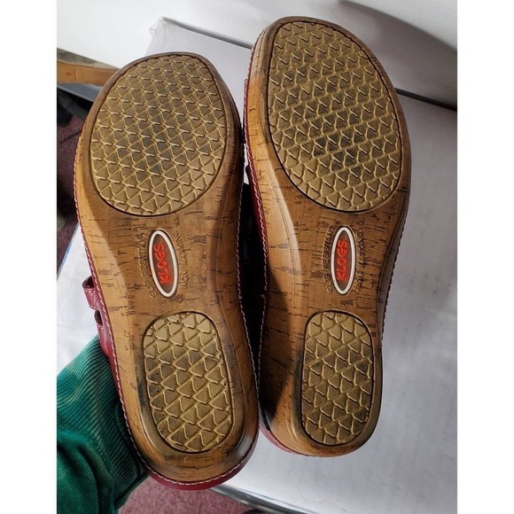 KLOGS RED w jewels accent‎ 7M slippers leather. Boho. Comfy. Granny Vibe #0423 - Picture 5 of 8
